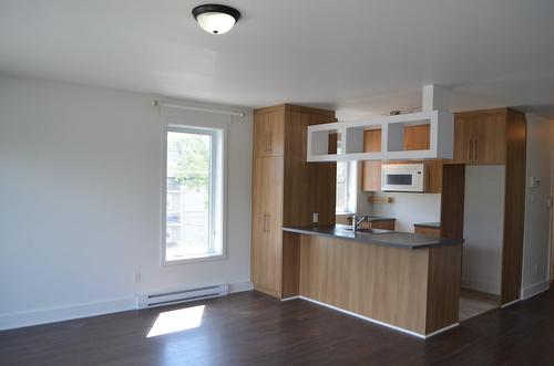 Kitchen - 302-16647 Boul. Pierrefonds, Montréal (L'Île-Bizard/Sainte-Geneviève), QC - Indoor Photo Showing Other Room