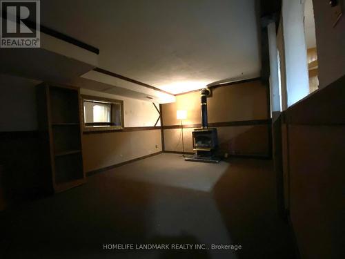 6986 Centennial Street, Niagara Falls, ON - Indoor