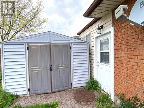6986 Centennial Street, Niagara Falls, ON - Outdoor With Exterior