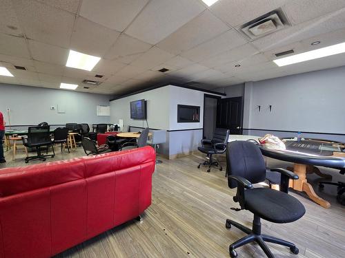 Office - 204-1276 Boul. Curé-Labelle, Laval (Chomedey), QC - Indoor