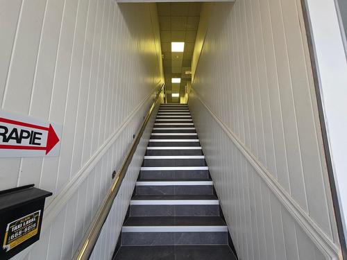 Staircase - 204-1276 Boul. Curé-Labelle, Laval (Chomedey), QC - Indoor Photo Showing Other Room