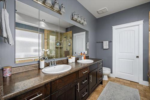 12815 Shoreline Drive, Lake Country, BC - Indoor Photo Showing Bathroom