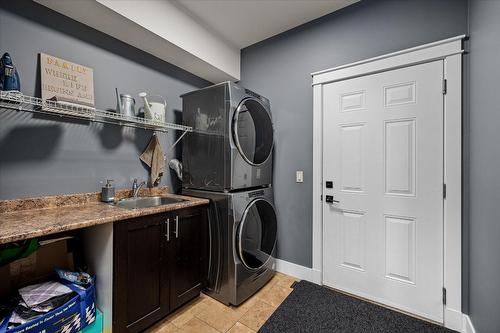 12815 Shoreline Drive, Lake Country, BC - Indoor Photo Showing Laundry Room