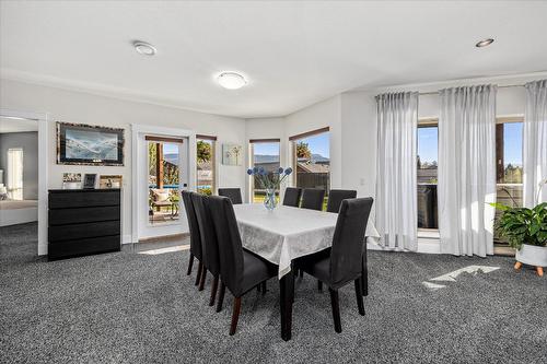 12815 Shoreline Drive, Lake Country, BC - Indoor Photo Showing Dining Room