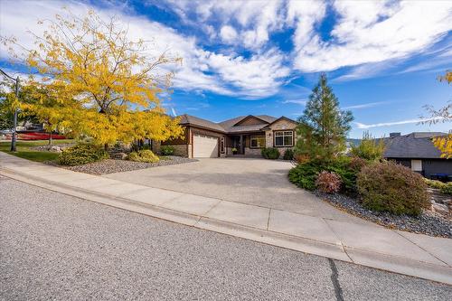 12815 Shoreline Drive, Lake Country, BC - Outdoor