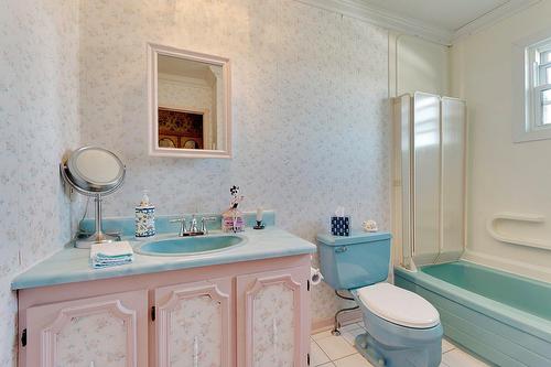 Bathroom - 243 Rue Guyon, Saint-Eustache, QC - Indoor Photo Showing Bathroom