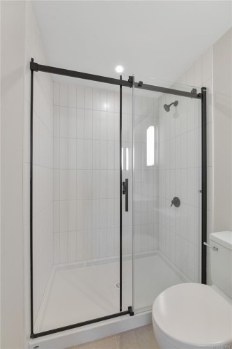 308-947 Whirlaway Cres, Langford, BC - Indoor Photo Showing Bathroom