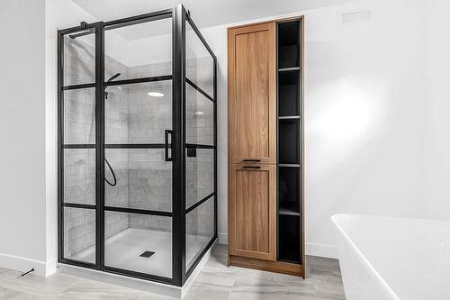 Salle de bains - Rue Du Havre, Lévis (Les Chutes-De-La-Chaudière-Ouest), QC - Indoor