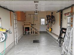 Garage - 