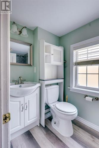587 Conception Bay Highway, Spaniards, NL - Indoor Photo Showing Bathroom