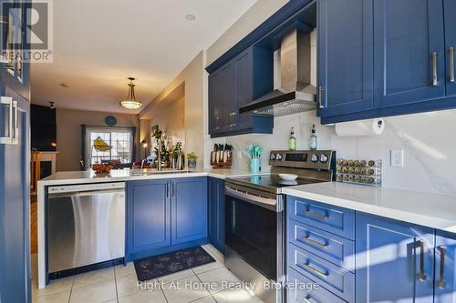 34 - 5080 FAIRVIEW STREET  Burlington (Appleby), ON L7L 7E9