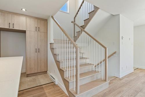 Staircase - Rue Siméon-Drolet, Québec (Les Rivières), QC 