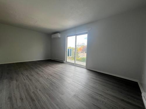 Salon - 8-9 Rue Goulet, Gatineau (Aylmer), QC - Indoor Photo Showing Other Room