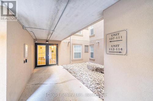 111 - 2035 Appleby Line, Burlington, ON -  Photo Showing Other Room