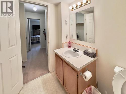 298 Yorkton Avenue Unit# 109, Penticton, BC - Indoor Photo Showing Bathroom
