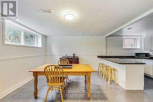 35 Mackay Drive, Richmond Hill, ON - Indoor