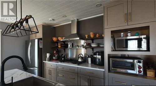 29 Vankoughnet  St. E., Little Current, ON - Indoor Photo Showing Kitchen