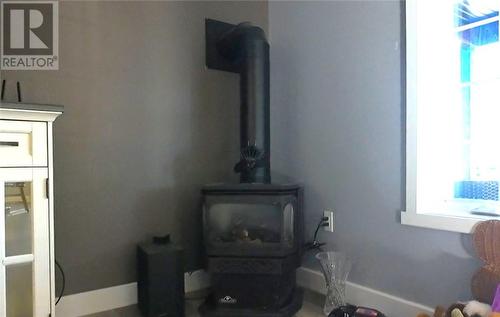 29 Vankoughnet  St. E., Little Current, ON - Indoor