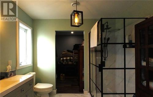 29 Vankoughnet  St. E., Little Current, ON - Indoor Photo Showing Bathroom