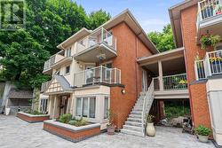 111F - 250 FOUNTAIN PLACE  Ottawa, ON K1N 9N7