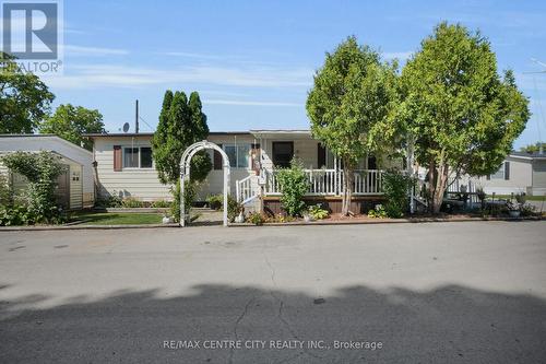 87 - 198 SPRINGBANK DRIVE  London South (South D), ON N6J 1G1