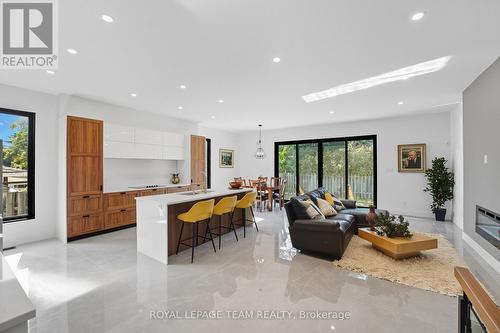 984 Watson Street, Ottawa, ON - Indoor