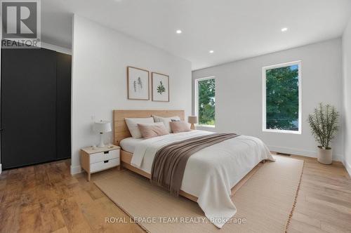 984 Watson Street, Ottawa, ON - Indoor Photo Showing Bedroom