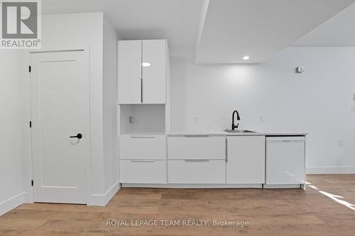 984 Watson Street, Ottawa, ON - Indoor Photo Showing Other Room