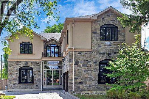 11 ABERCORN ROAD  Markham, ON L3P 1V5