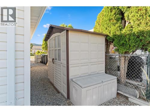 6400 Spencer Road Unit# 17, Kelowna, BC - Outdoor With Exterior