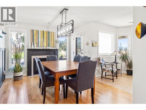 6400 Spencer Road Unit# 17, Kelowna, BC - Indoor Photo Showing Dining Room