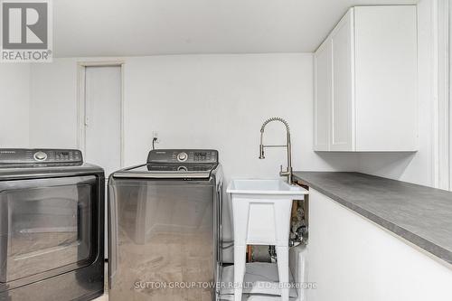 1037 Leilani Drive, Mississauga, ON - Indoor Photo Showing Laundry Room