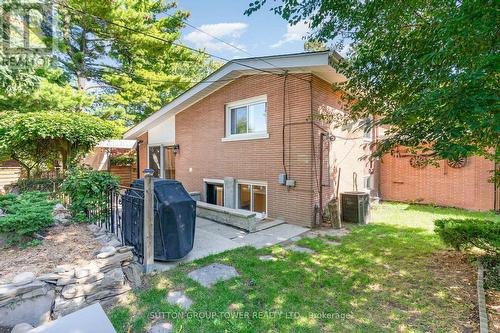 1037 Leilani Drive, Mississauga, ON - Outdoor With Exterior