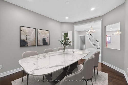 3108 Eden Oak Crescent, Mississauga, ON - Indoor Photo Showing Dining Room