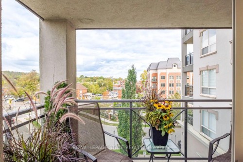 401-4000 Creekside Drive, Hamilton, ON - Outdoor With Exterior