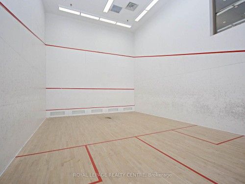 601-50 Eglinton Avenue W, Mississauga, ON - Indoor Photo Showing Other Room