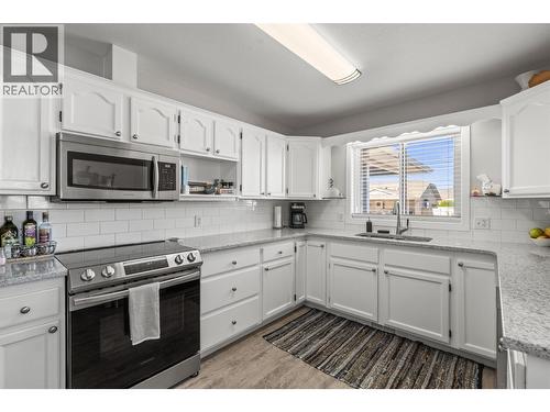 1038 11 Avenue Unit# 6, Vernon, BC - Indoor Photo Showing Kitchen