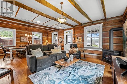 70 Cowans Crescent, Kawartha Lakes, ON - Indoor Photo Showing Living Room With Fireplace