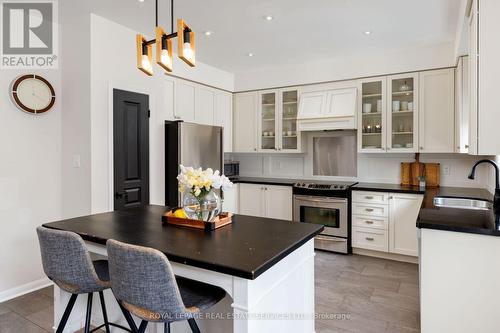 2202 Brookhaven Crescent, Oakville, ON - Indoor