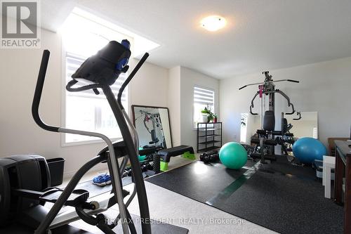 3911 Koenig Road, Burlington, ON - Indoor Photo Showing Gym Room
