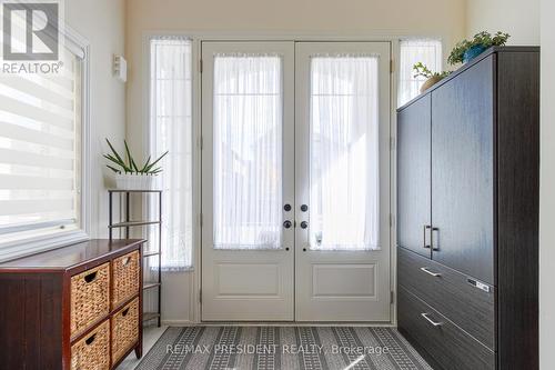 3911 Koenig Road, Burlington, ON - Indoor Photo Showing Other Room