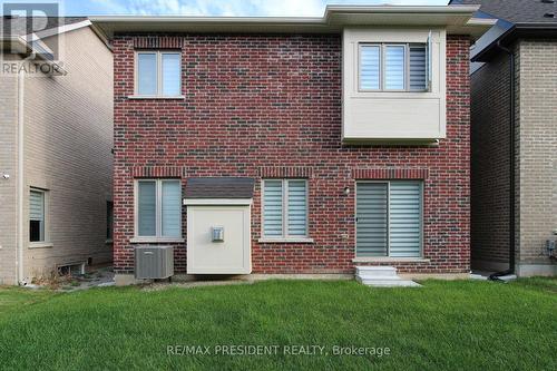 3911 Koenig Road, Burlington, ON - Outdoor With Exterior