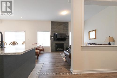 3911 Koenig Road, Burlington, ON - Indoor With Fireplace