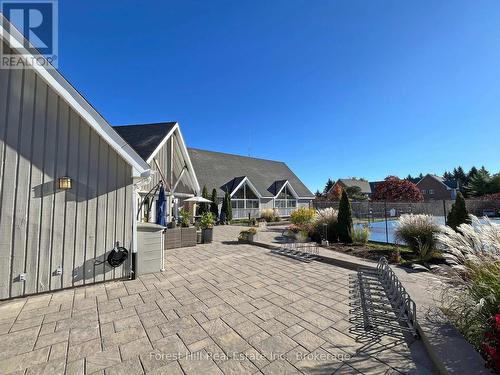 402 - 24 Ramblings Way, Collingwood, ON - Outdoor