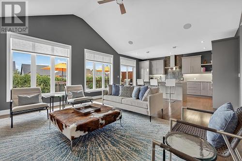 24 Chestnut Drive, Guelph/Eramosa, ON - Indoor Photo Showing Living Room