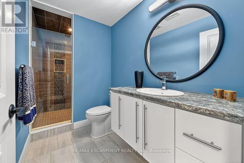 24 Chestnut Drive, Guelph/Eramosa, ON - Indoor Photo Showing Bathroom