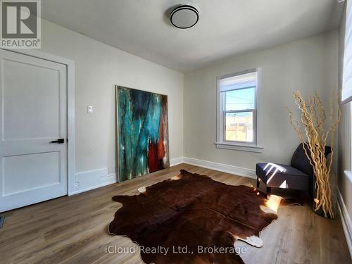 294 Fairfield Avenue, Hamilton, ON - Indoor Photo Showing Other Room