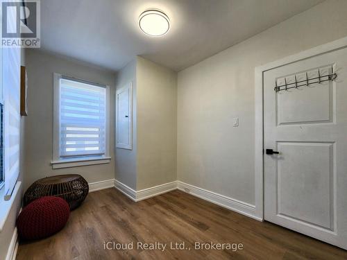 294 Fairfield Avenue, Hamilton, ON - Indoor Photo Showing Other Room