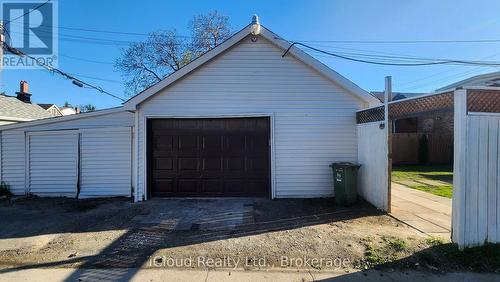 294 Fairfield Avenue, Hamilton, ON - Outdoor With Exterior