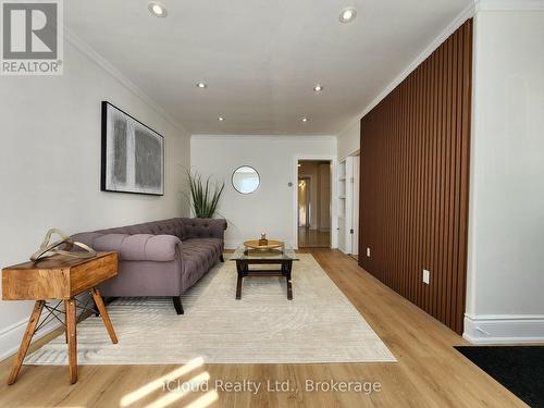 294 Fairfield Avenue, Hamilton, ON - Indoor Photo Showing Other Room